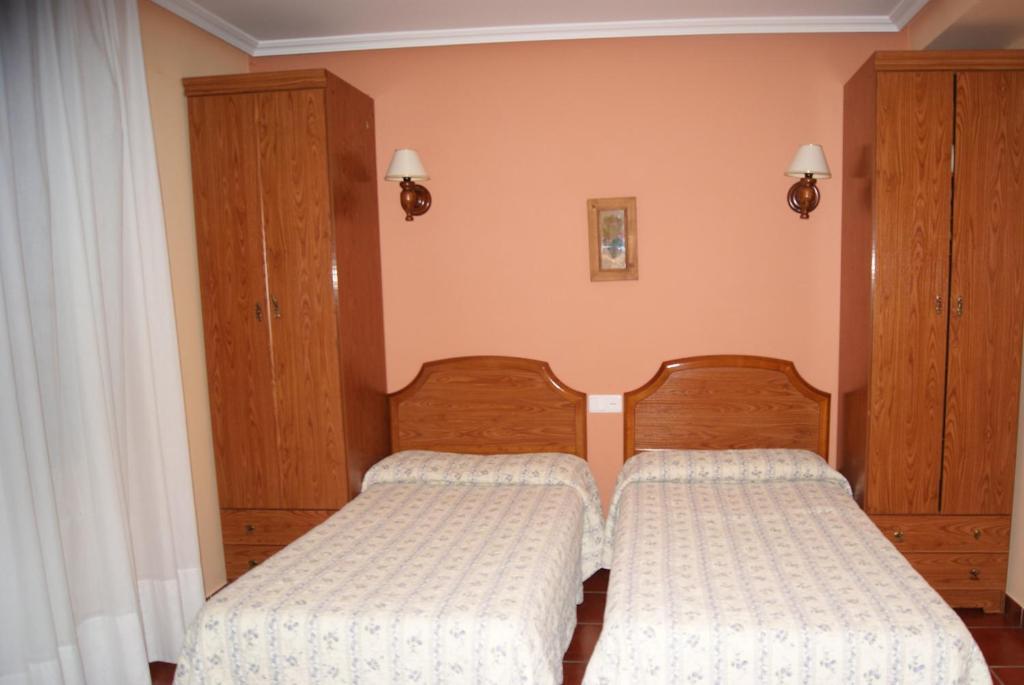 פונקבוס Hotel Garganta Del Cares חדר תמונה