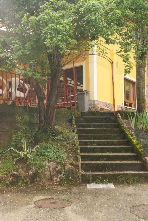 פונקבוס Hotel Garganta Del Cares מראה חיצוני תמונה